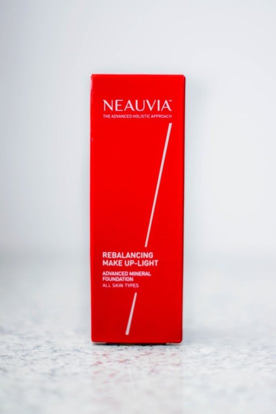 NEAUVIA Make Up Light - hojivý make-up světlý 30 ml