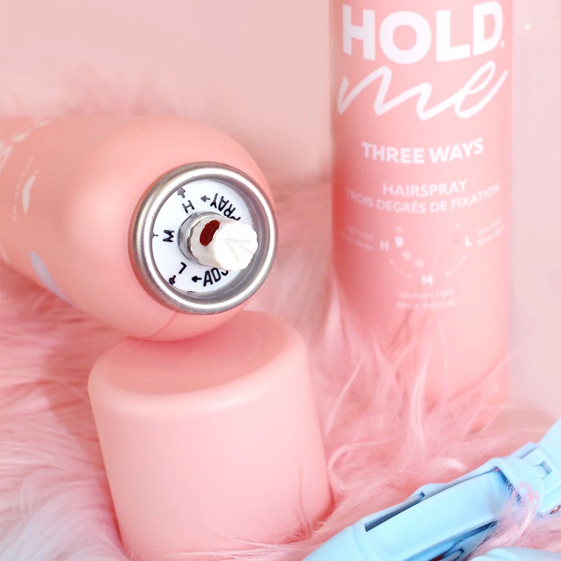 DESIGNME Hold.Me Hairspray - lak na vlasy s nastavitelnou fixací 330 ml