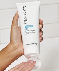 NeoStrata Restore Facial Cleanser