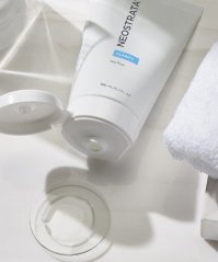 NEOSTRATA Gel Plus - gel pro mastnou pleť s akné 125 ml